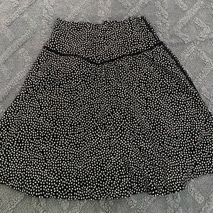 NWOT Buff Bunny Nubre Skort Black and White Dot 
Black bossy print 
Size XS